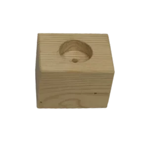 Bougeoir cube bois brut — 3 €